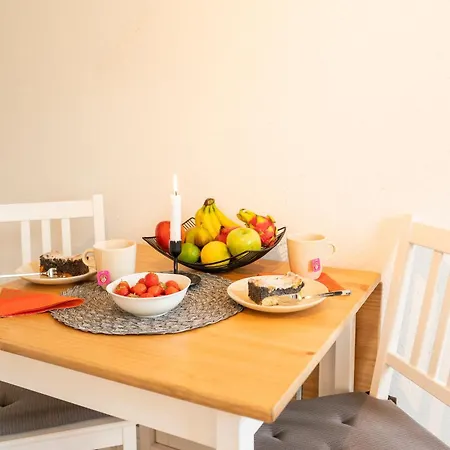 Md-4 Dodendorfer 88 - Naehe Uni Klinik - 2 Schlafzimmer - Smart Tv - Schlafsofa -voll Ausgestattet Magdeburg