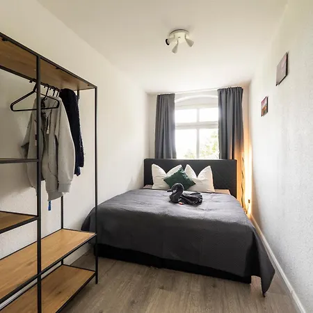 Md-4 Dodendorfer 88 - Naehe Uni Klinik - 2 Schlafzimmer - Smart Tv - Schlafsofa -voll Ausgestattet Apartment Magdeburg