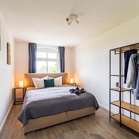 Md-4 Dodendorfer 88 - Naehe Uni Klinik - 2 Schlafzimmer - Smart Tv - Schlafsofa -voll Ausgestattet * Magdeburg