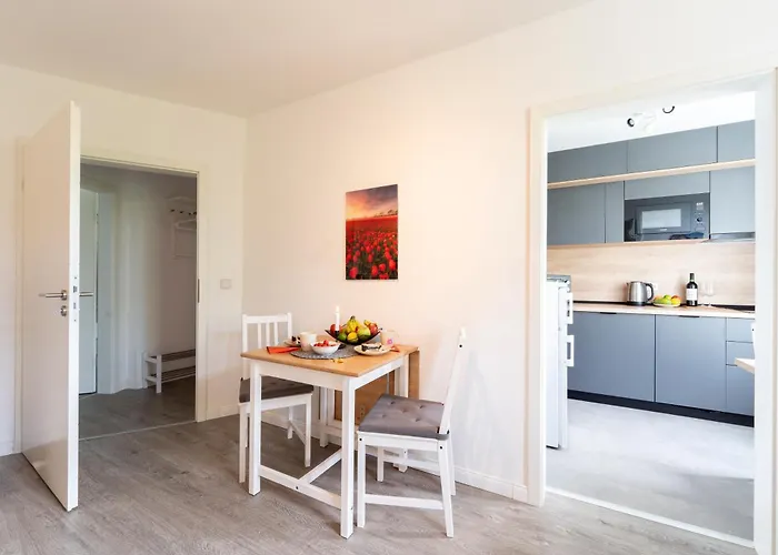 Md-4 Dodendorfer 88 - Naehe Uni Klinik - 2 Schlafzimmer - Smart Tv - Schlafsofa -voll Ausgestattet アパート