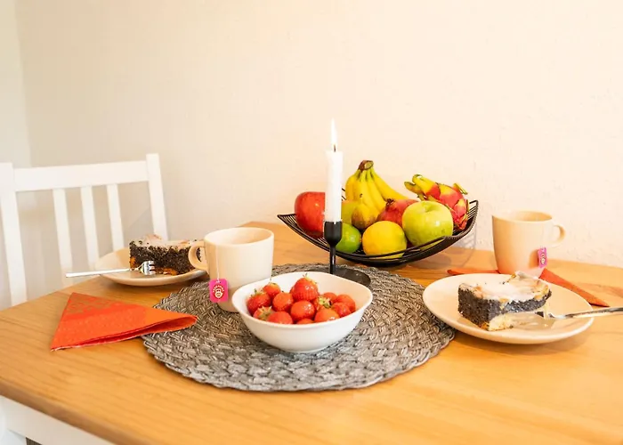 Md-4 Dodendorfer 88 - Naehe Uni Klinik - 2 Schlafzimmer - Smart Tv - Schlafsofa -voll Ausgestattet *